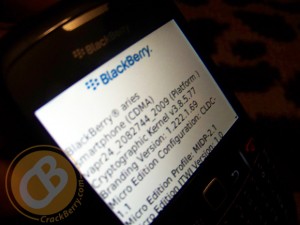 blackberry-curve-8530-aries-1