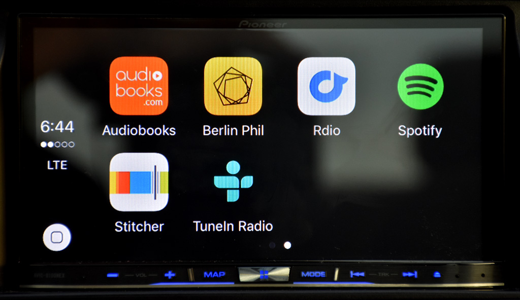 CarPlay 3rd-party apps_1