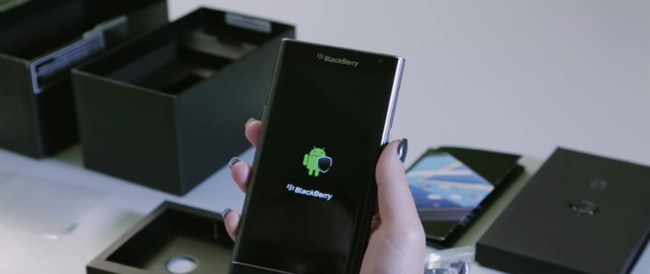 PRIV™ by BlackBerry® unboxing3