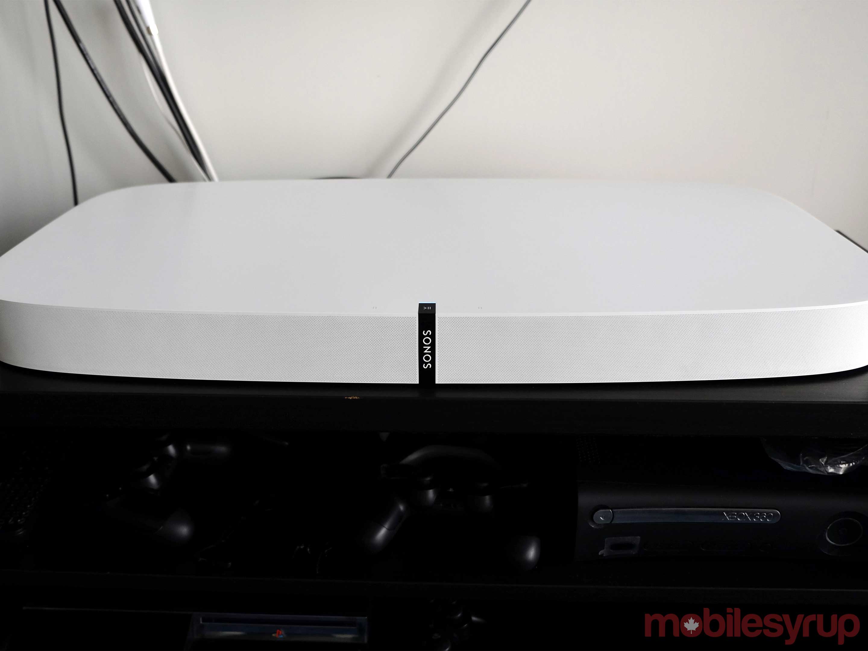 Front view of Sonos Playbase