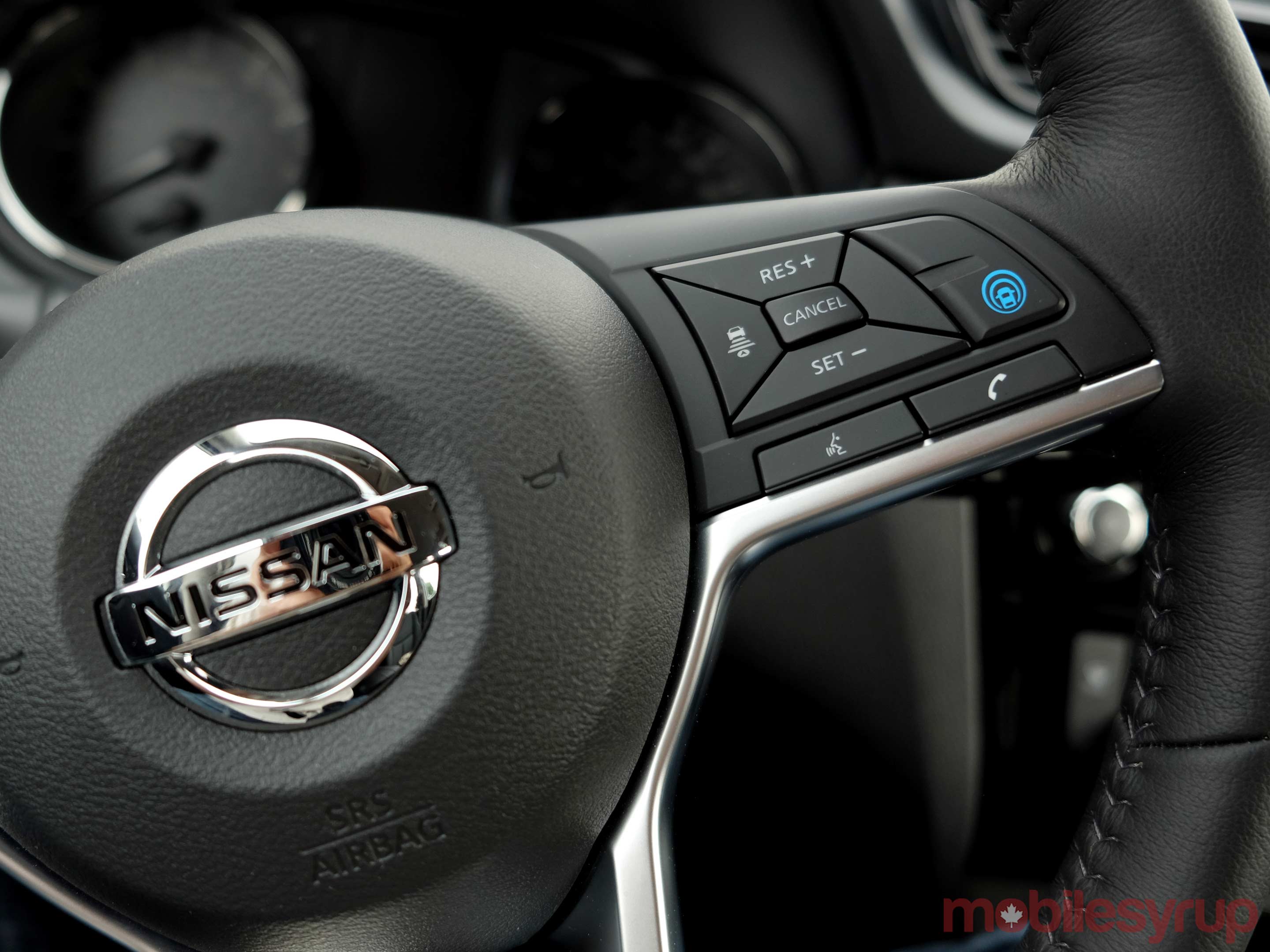 Nissan ProPilot Assist buttons wheel
