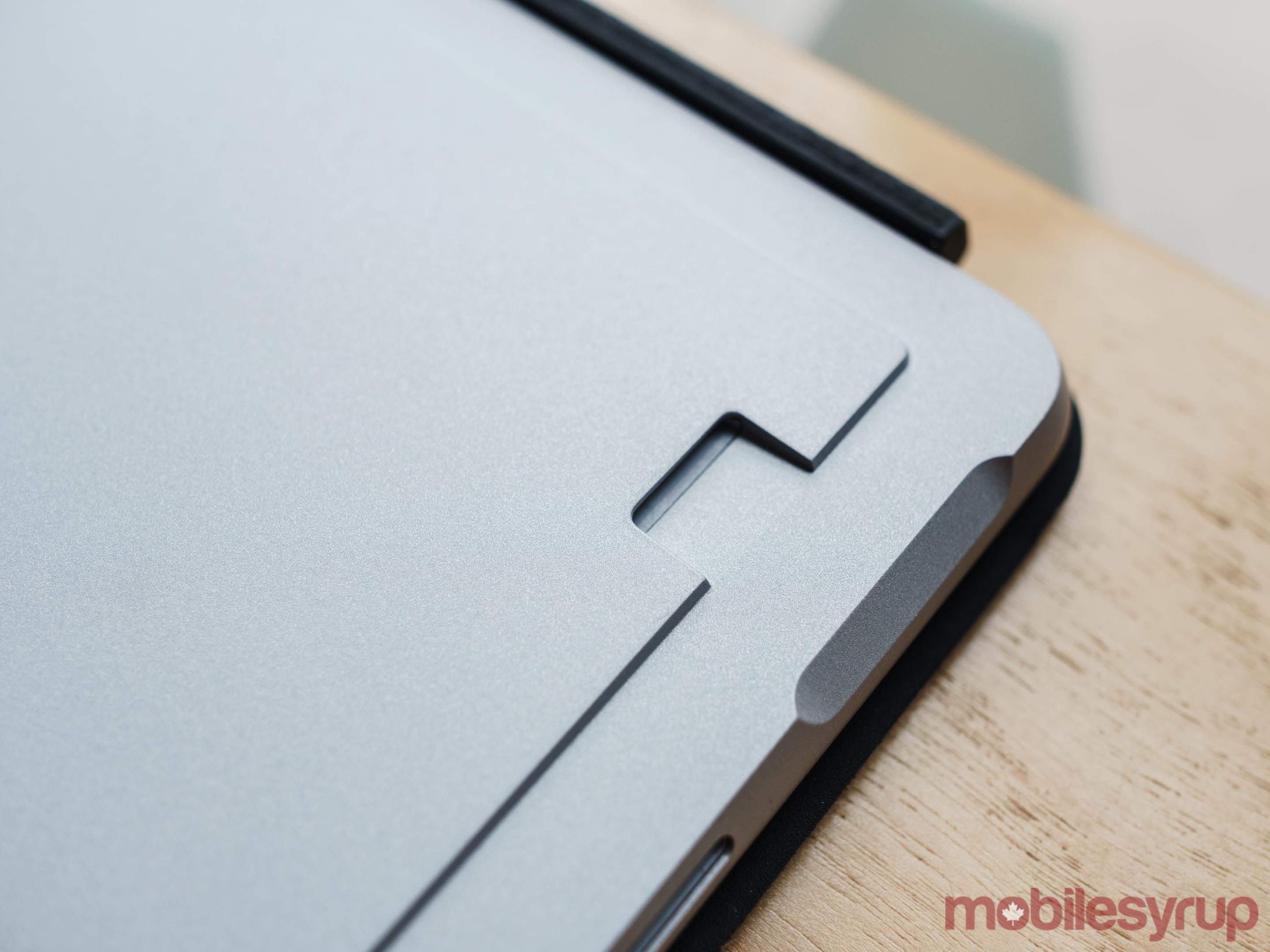 Like past Surface devices, Surface Go features a microSD card reader