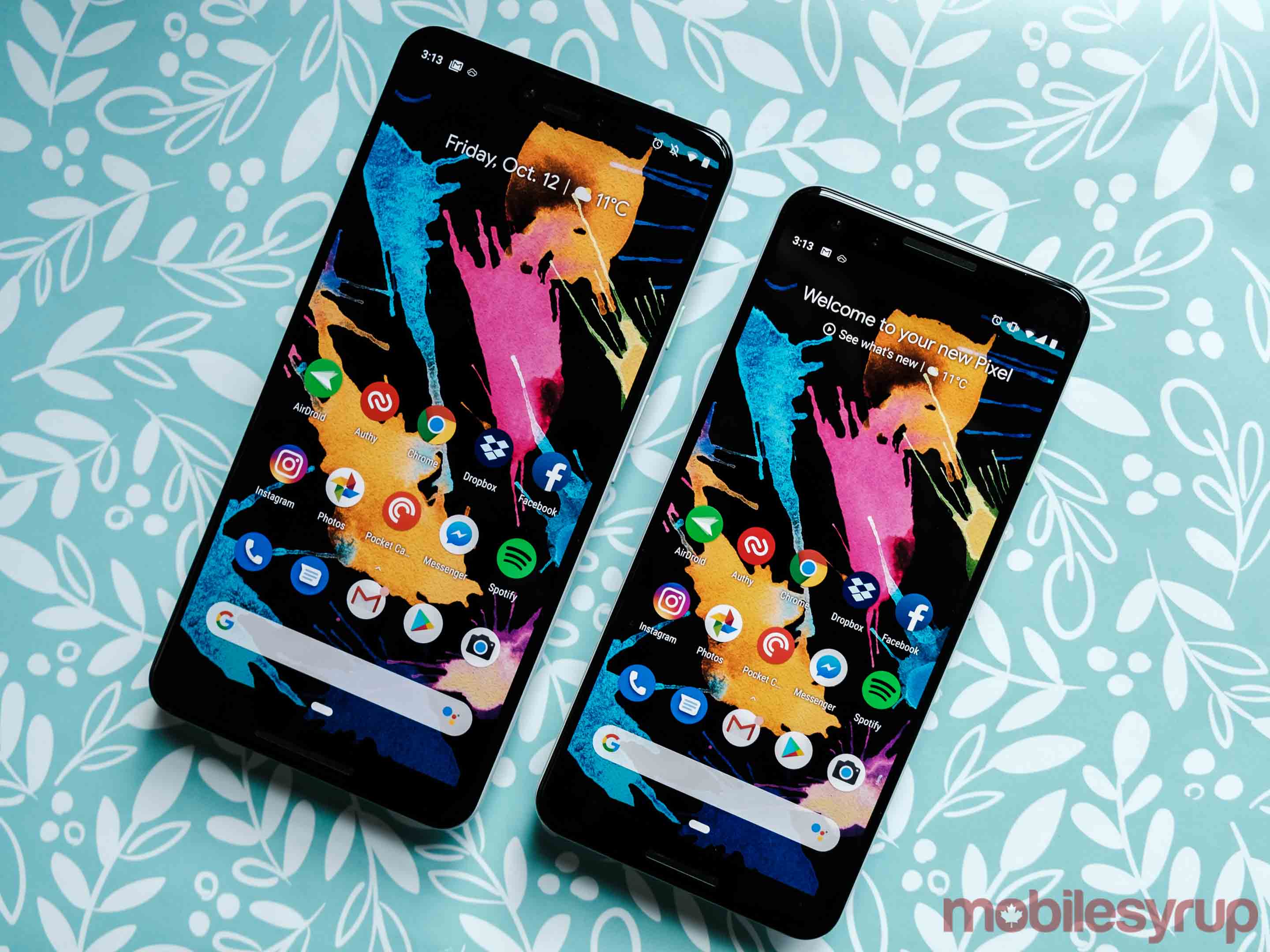 Both the Pixel 3 and Pixel 3 XL feature much improved OLED displays