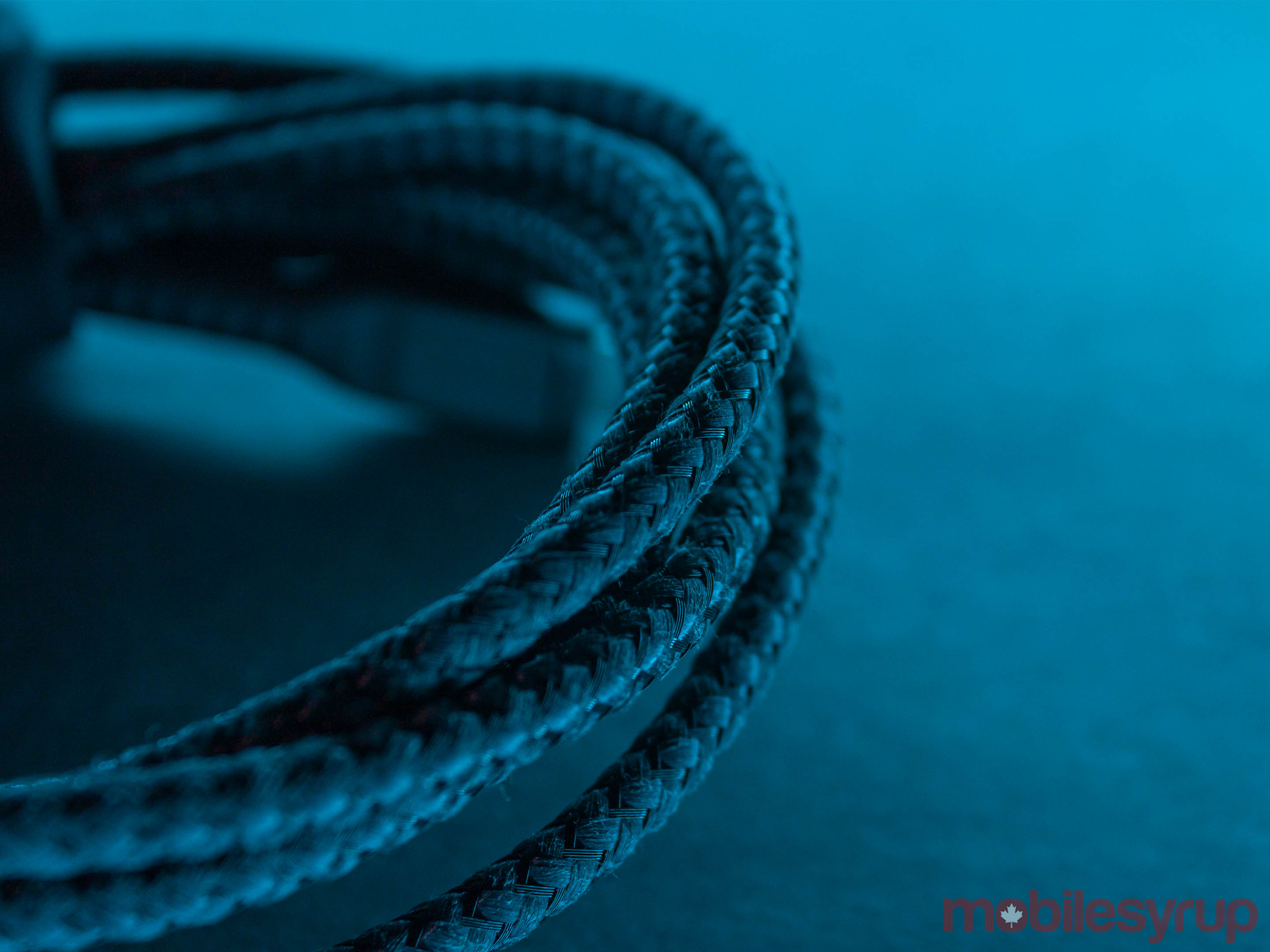 Nomad Kevlar cable braid