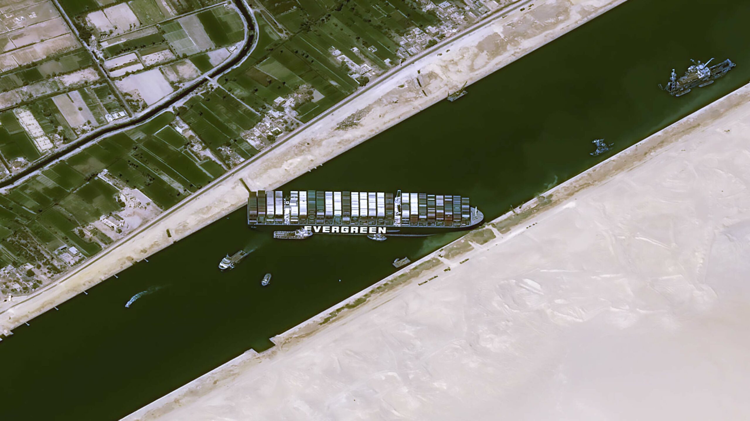 Want to track that big boat stuck in the Suez Canal? Here's how - TheLiveFeeds.com