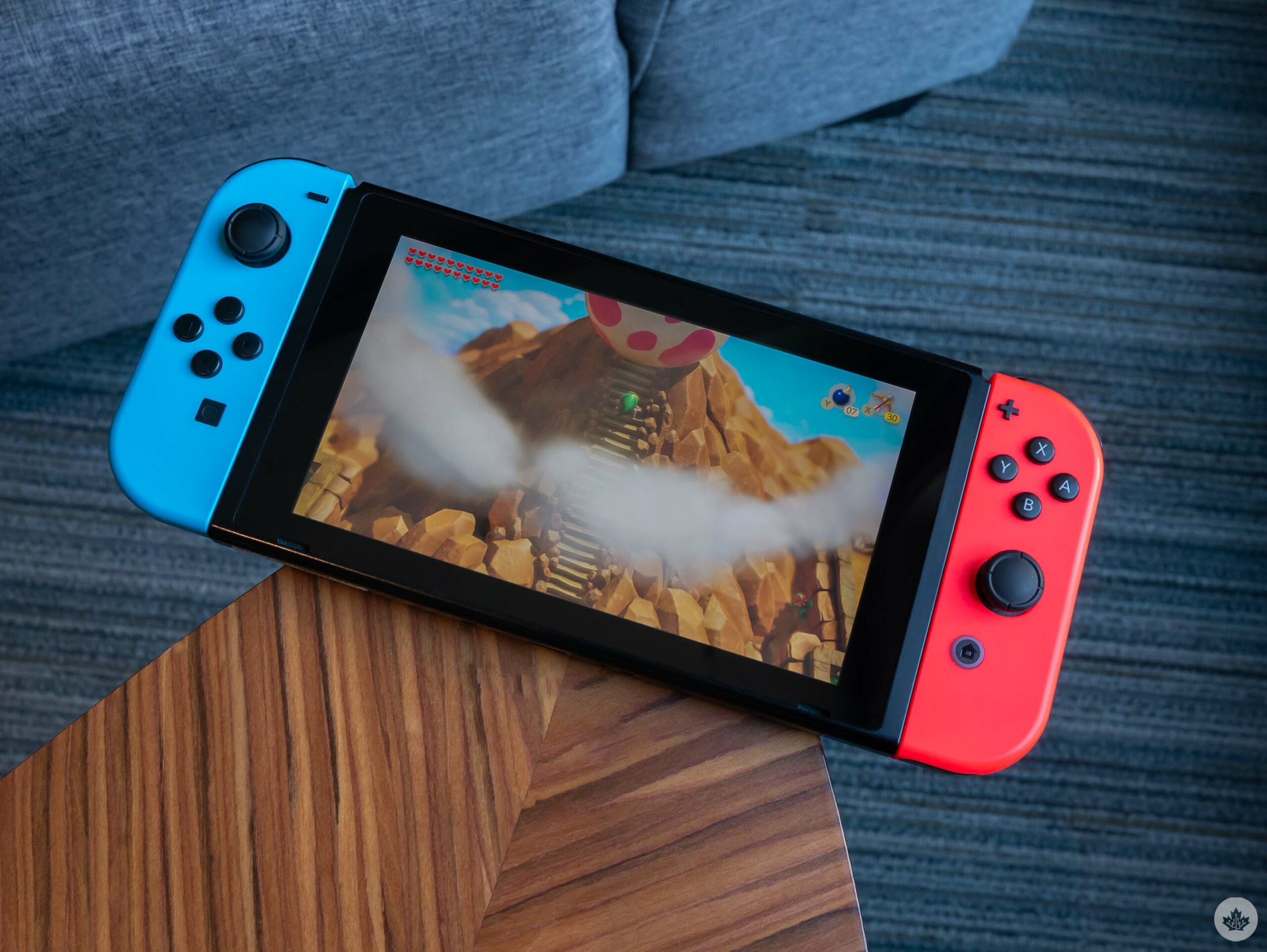 Switch red and blue Joy-Cons